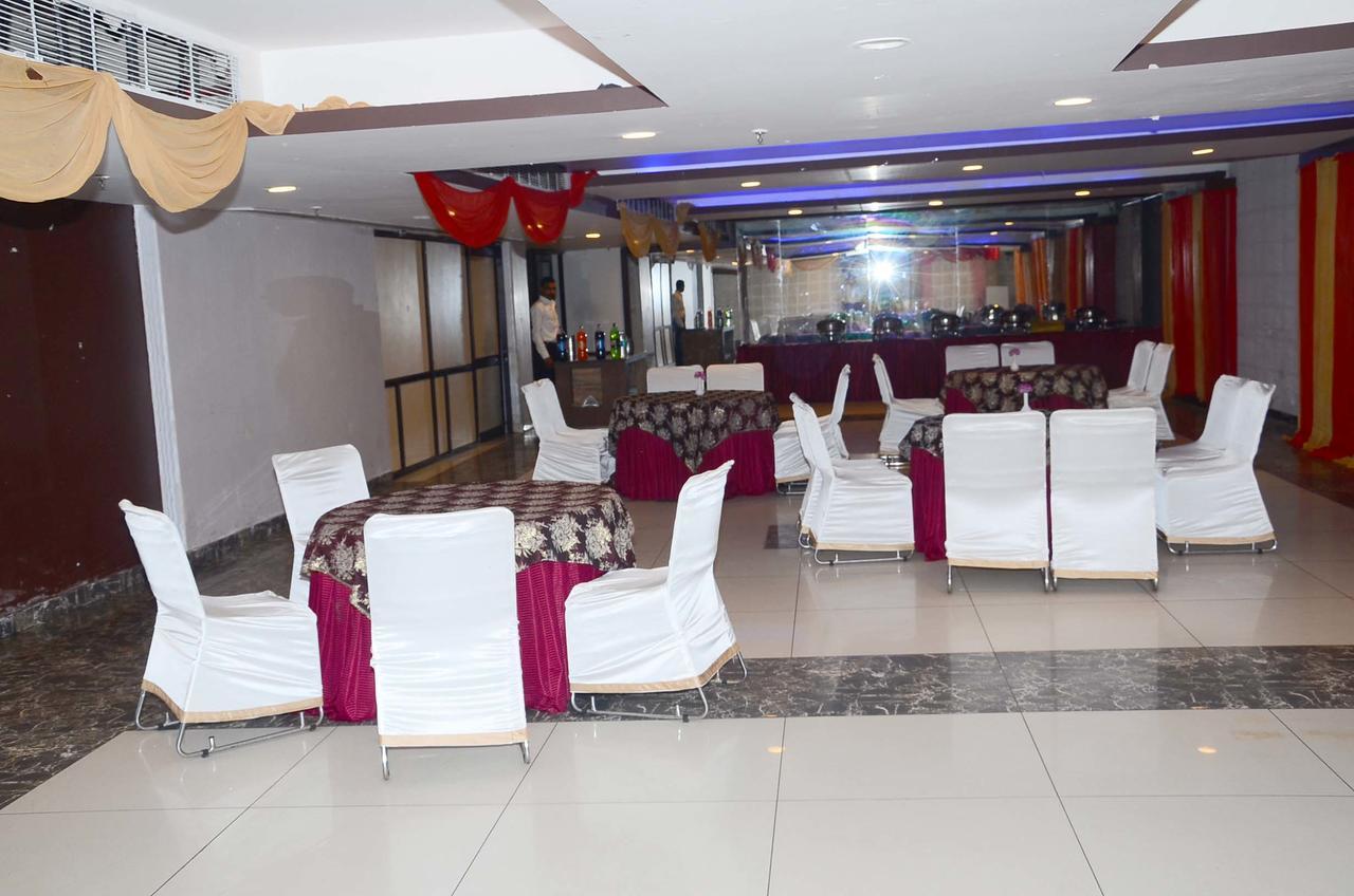 Hotel Opulence Pathankot Exterior photo